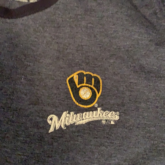 47 Men’s Size XL Milwaukee Brewers TShirt - Picture 2 of 4